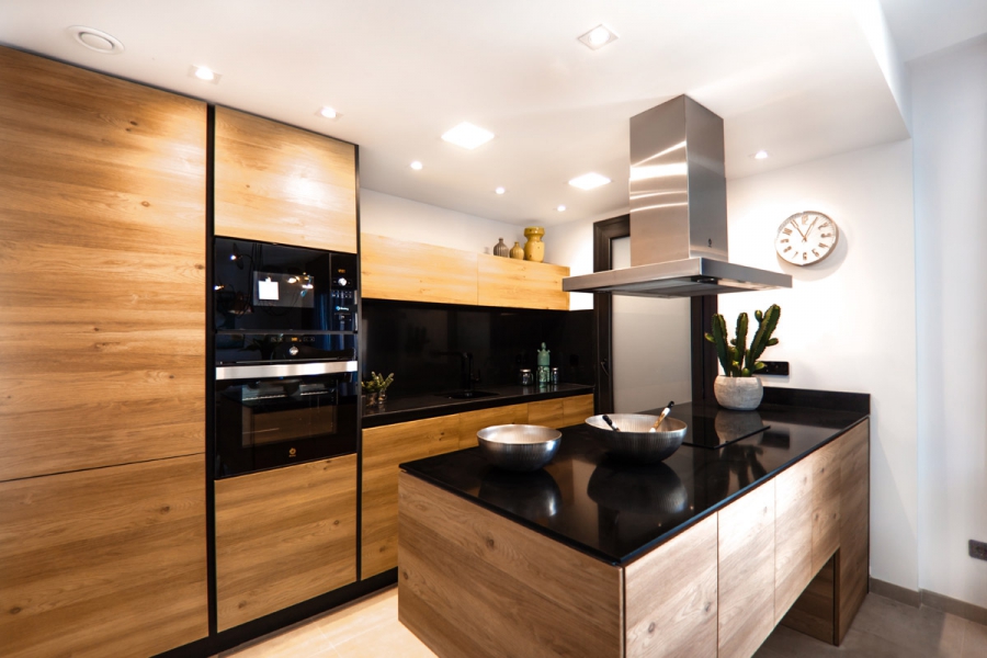 As Arctic Ice Vanishes, New Shipping Routes Open